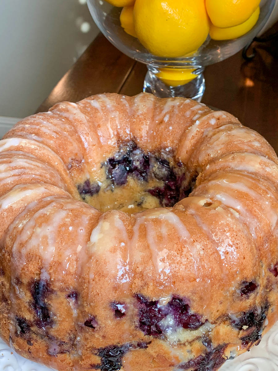 Blueberry Sour Cream Coffee Cake