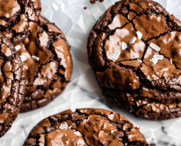The Best Fudgy Chewy Browkies