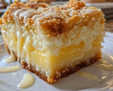 4 Ingredient Lemon Cream Cheese Dump Cake Recipe